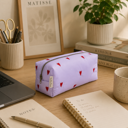 STUDIO NOOS Pouzdro Puffy - Purple Hearts