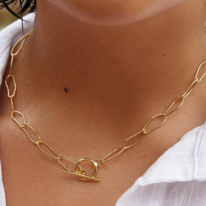 AGAPÉE Náhrdelník Horace Choker (3)