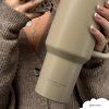 COCONUT LANE Láhev Tumbler - Caramel latte