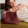 THE STICKY SIS CLUB Kabelka clasp club chic - fig