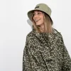 raincoat leo splashes olivepale olive 699216