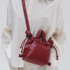 ÖLEND Kabelka Micro Ona Vegan Leather Cherry red (2)
