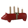 MAILEG Dřevěný svícen Pig Advent large red S26 (1)